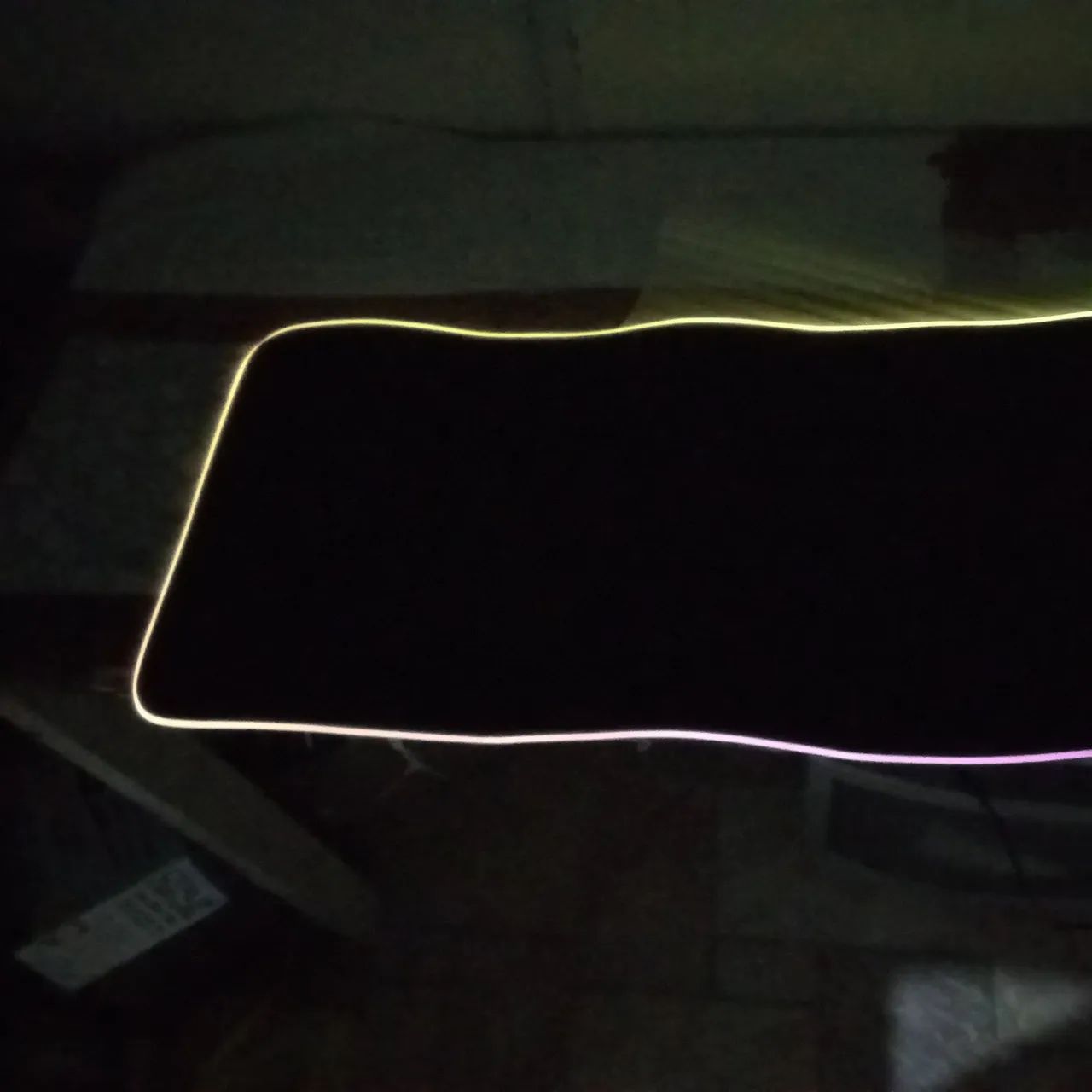 Mouse pad gamer com led...80 cm comprimento e 30 de largura