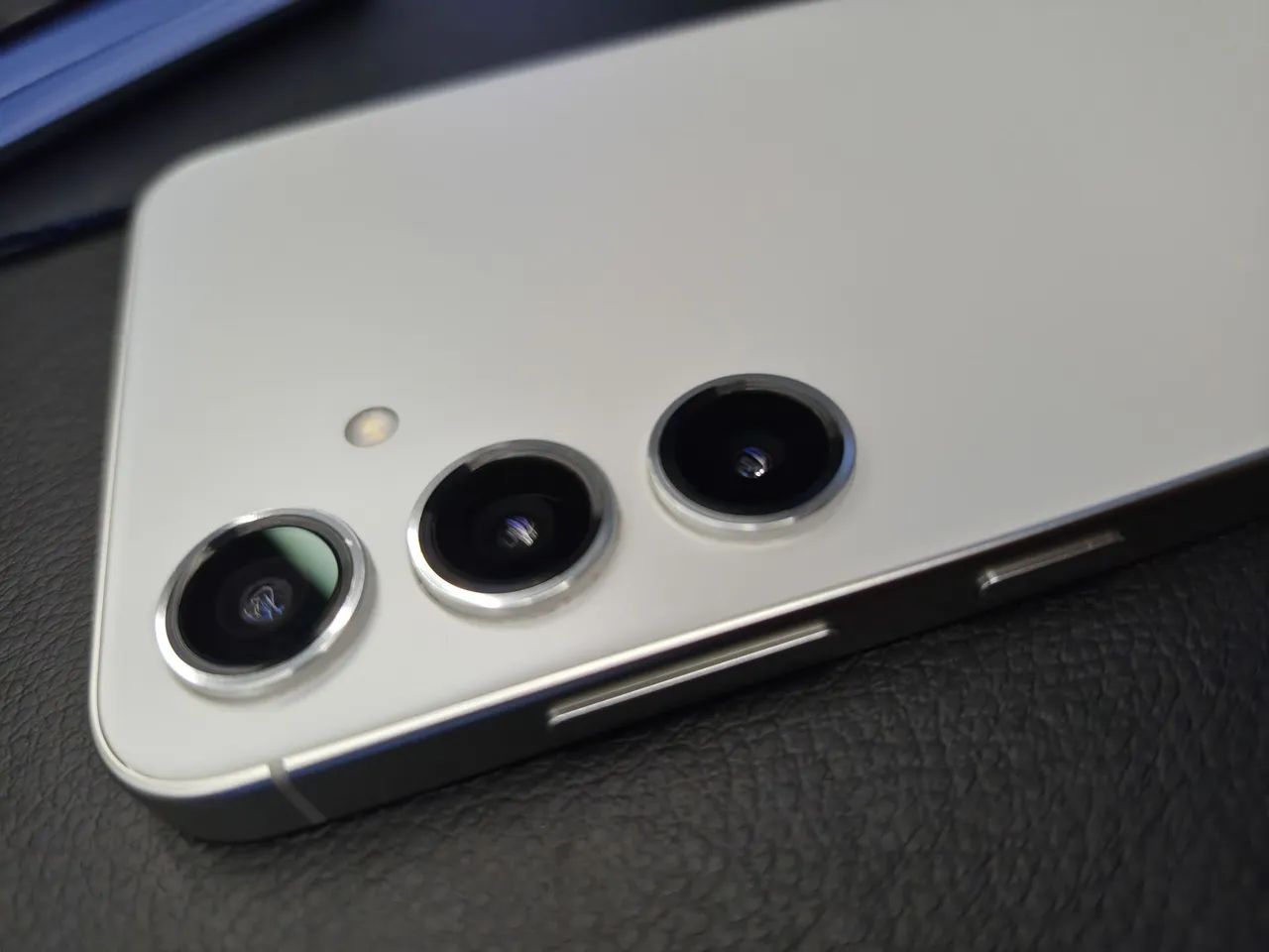 GALAXY S24 PLUS 256GB DE MEMÓRIA E 12GB DE RAM COR PRATA - Foto 2