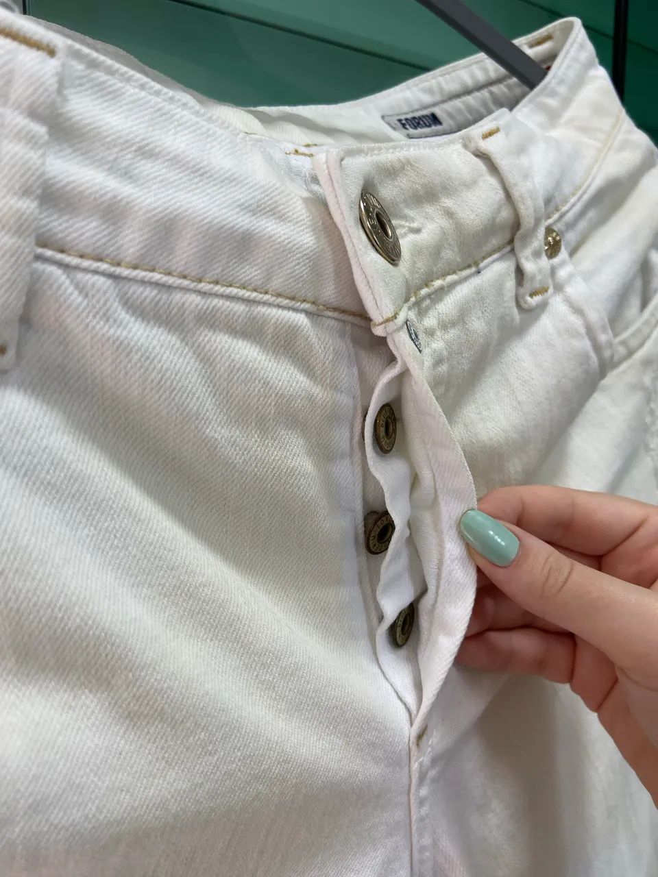 Calça Jeans Branca Forum.  - Foto 4