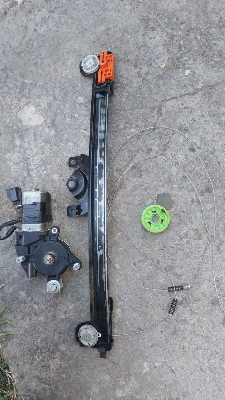 Maquina de vidro eletrico lado esquerdo Fiat Punto - Foto 4
