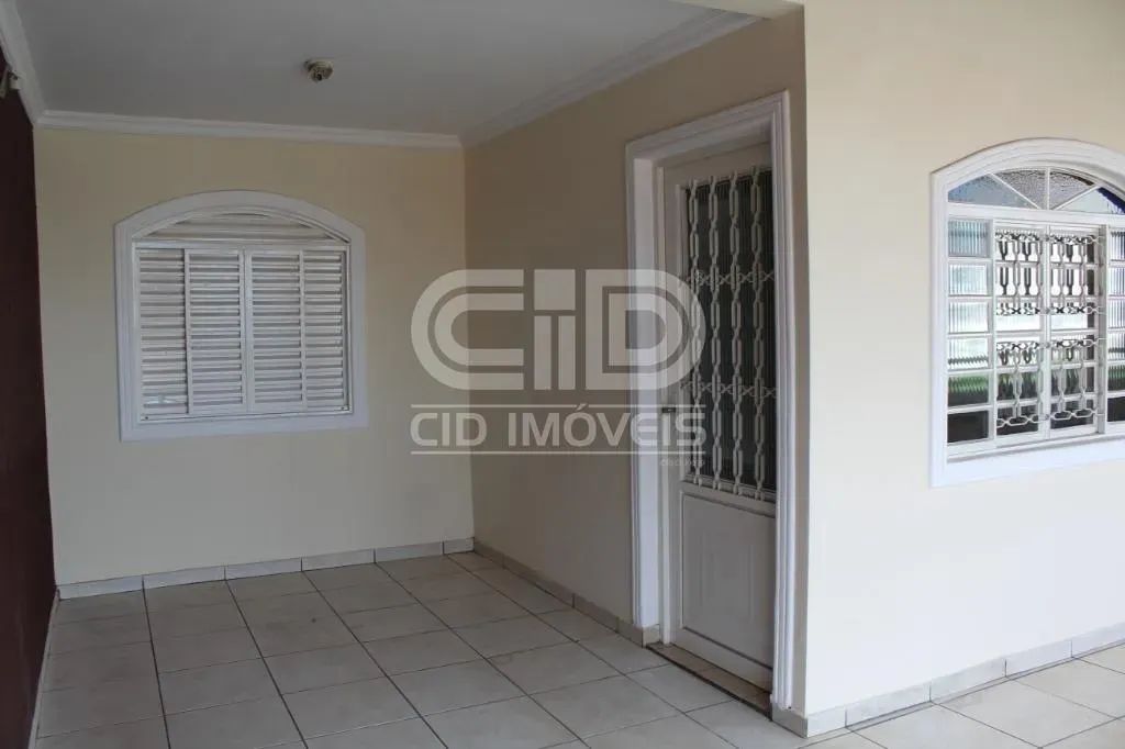 Casa com três quartos no bairro Grande Terceiro - Foto 3