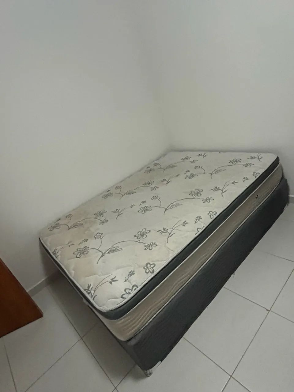 Cama BOX solteirão 