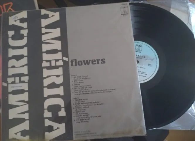 Discos de vinil Box com 2 álbuns - Rock internacional - Santana e America - Foto 2