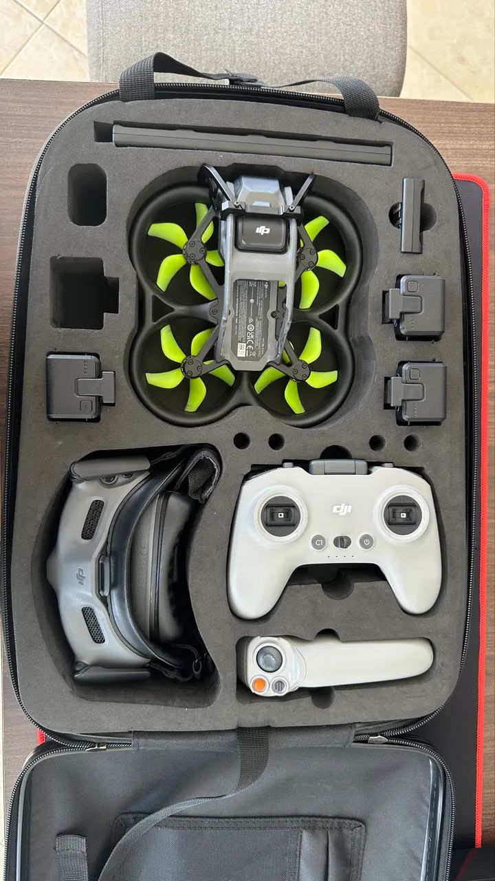 DJI Avata - Impecável + Fly More Combo