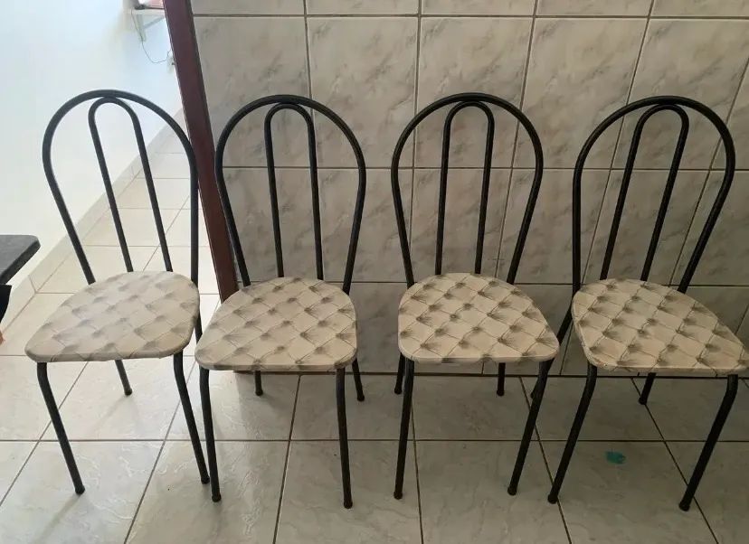Mesa em pedra com 4 cadeiras  - Foto 2
