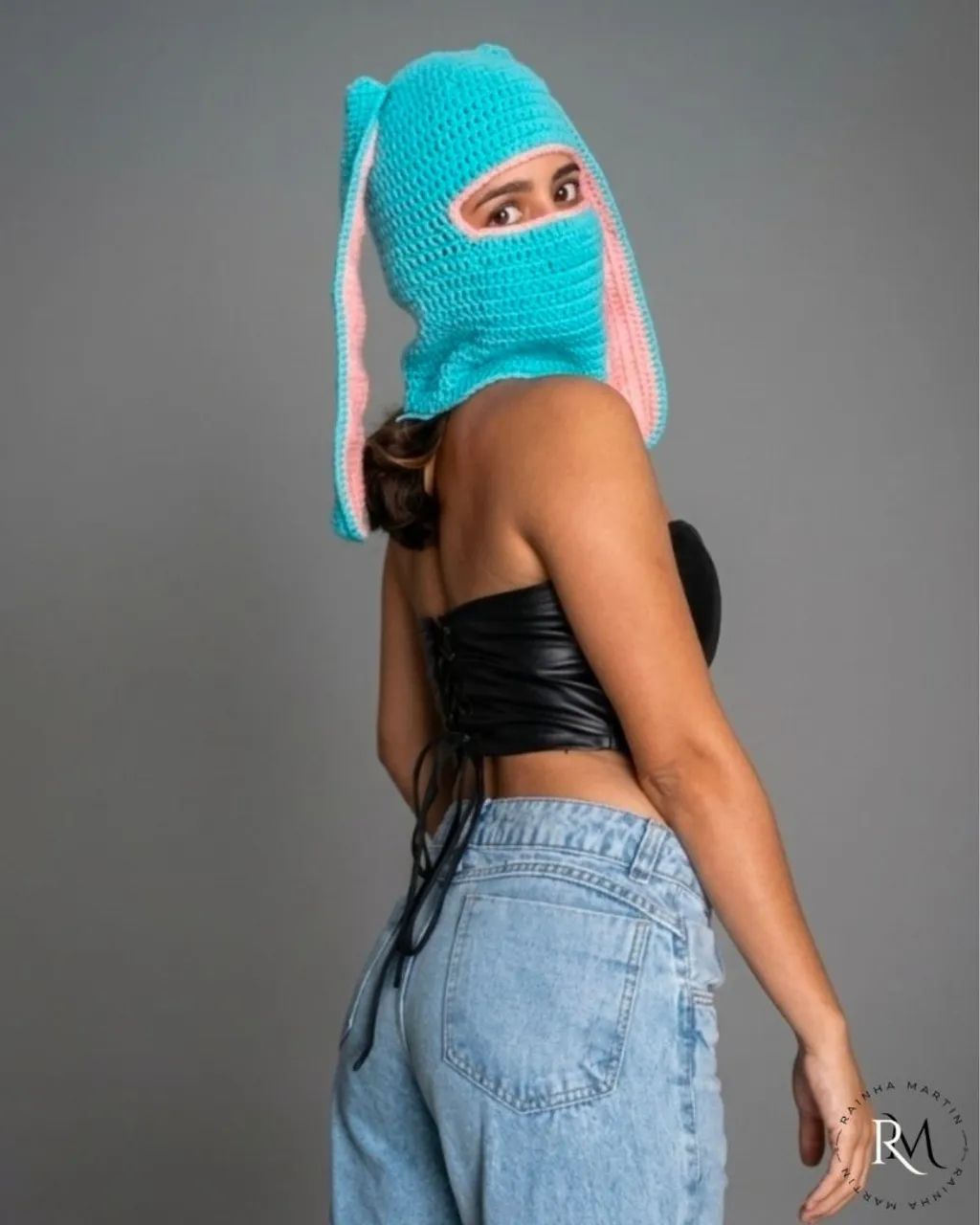 Balaclava Bunny em Crochê  - Foto 3