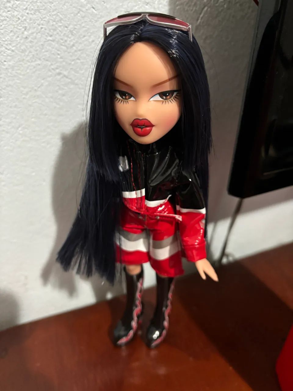 Boneca Bratz Jade Scorchin