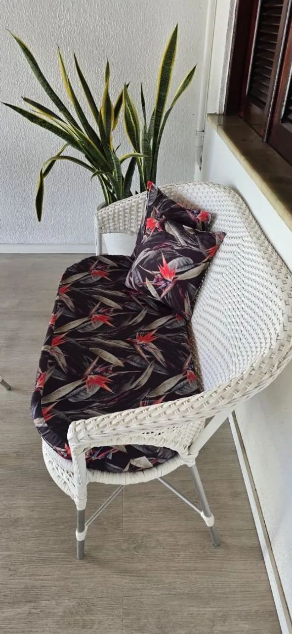 Conjunto de cadeiras de vime. - Foto 4