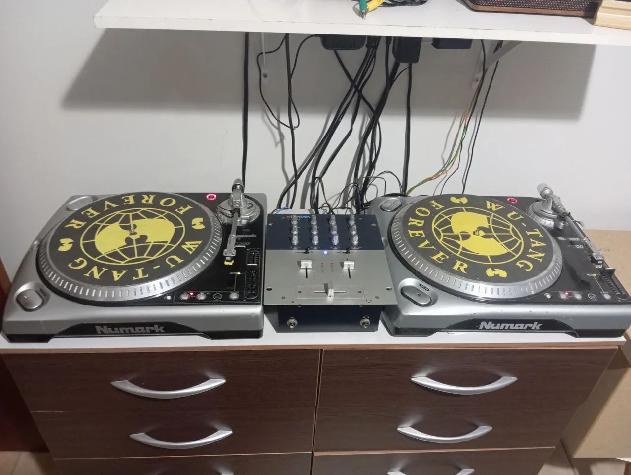 2x Numark TT200 Direct Drive + Mixer Stanton SMX-201 + Interface Rane Serato + 2 Time Code