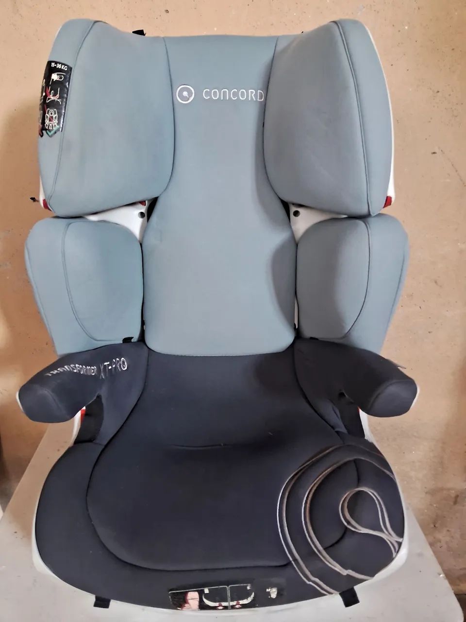 Cadeirinha de carro transforme xt-pro, ela deita r almenta serve até 9 anos. .150 cada - Foto 3