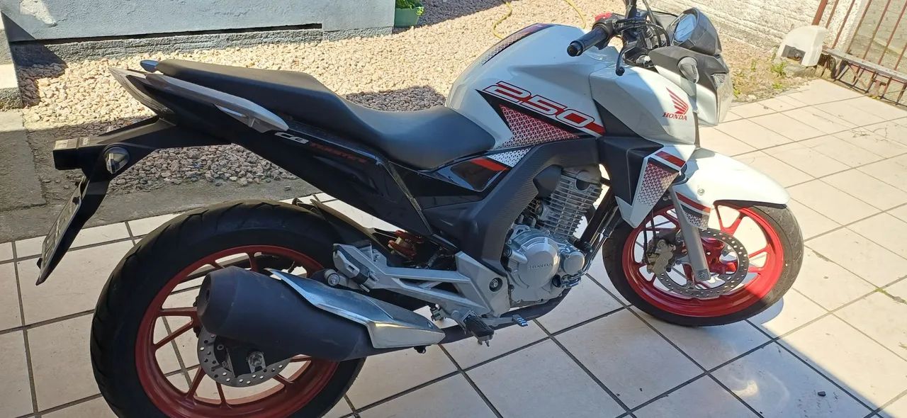 Cb 250 - Foto 2