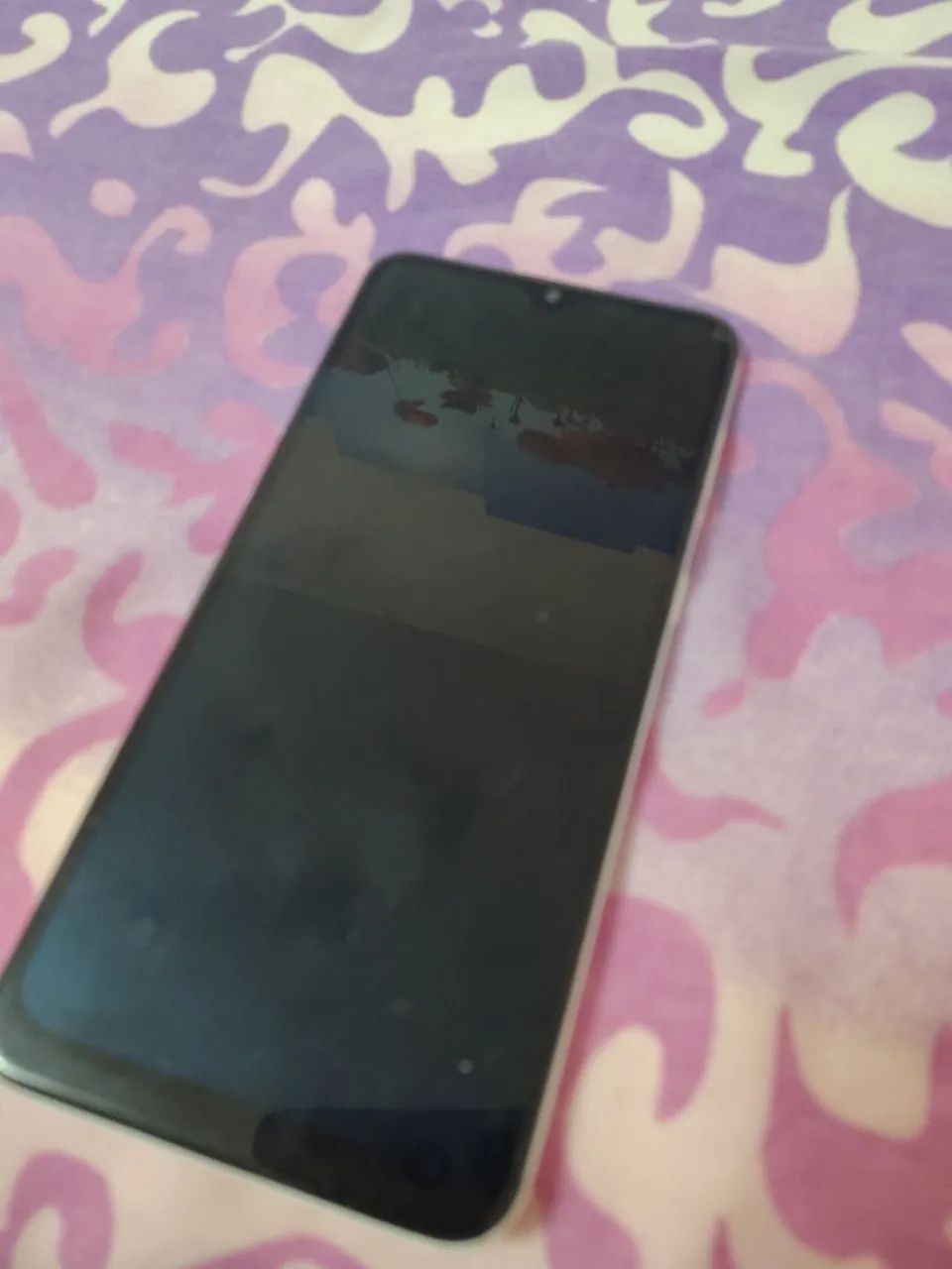 Celular a30s - com defeito