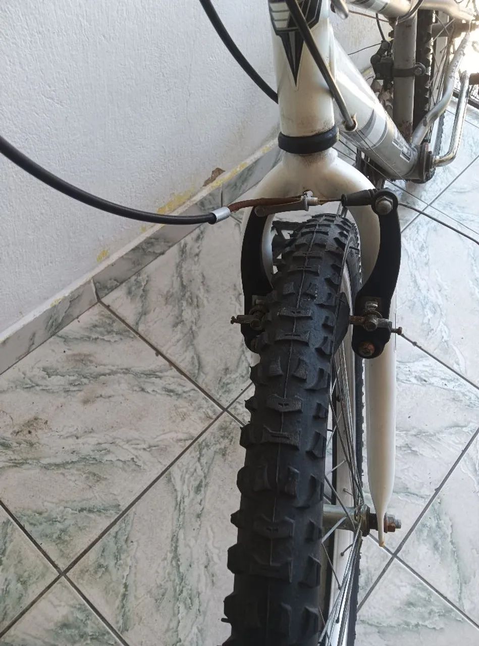 Bicicleta aro 24  - Foto 4