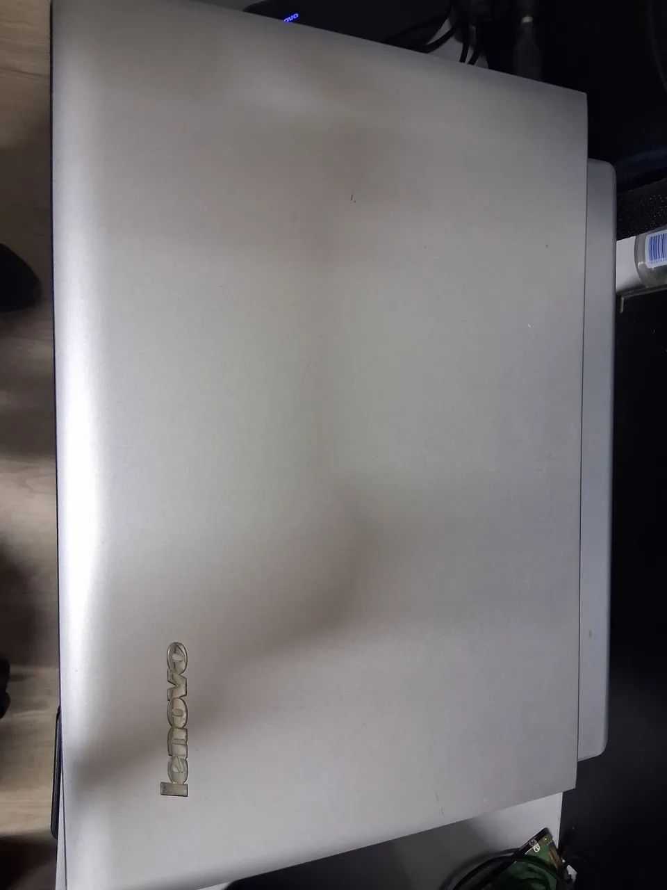 Notebook lenovo core i3 8gn hd de 1 gb funcionando normal