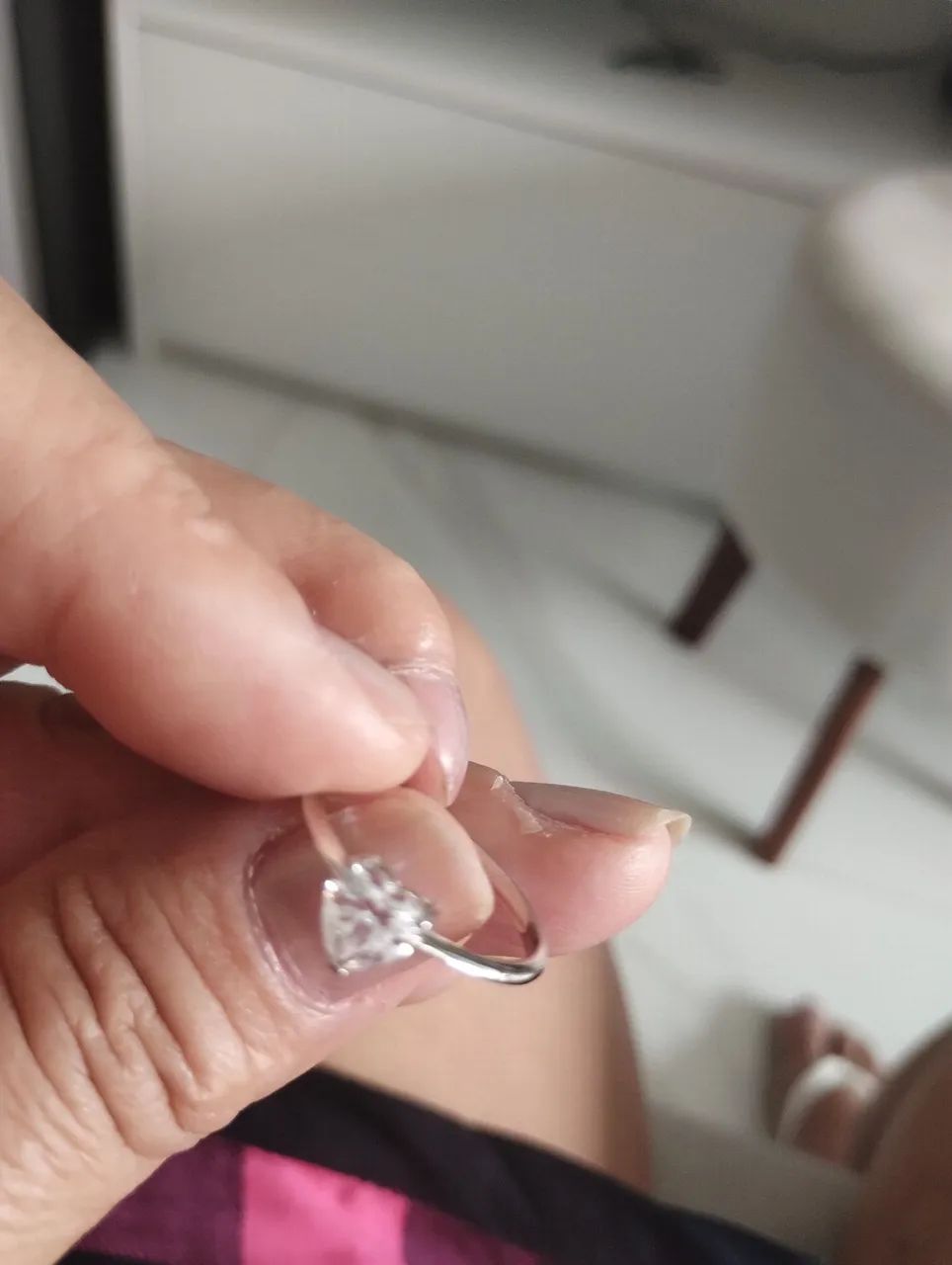 VENDO ANEL EM MOISSANITE MODELO CORAÇÃO 