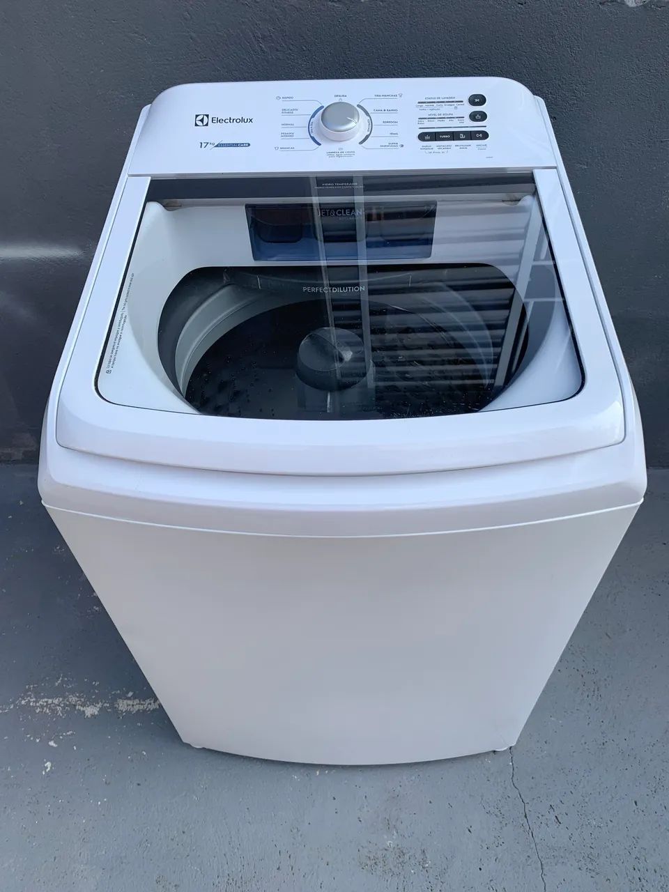 Máquina Electrolux 17 KG semi nova 