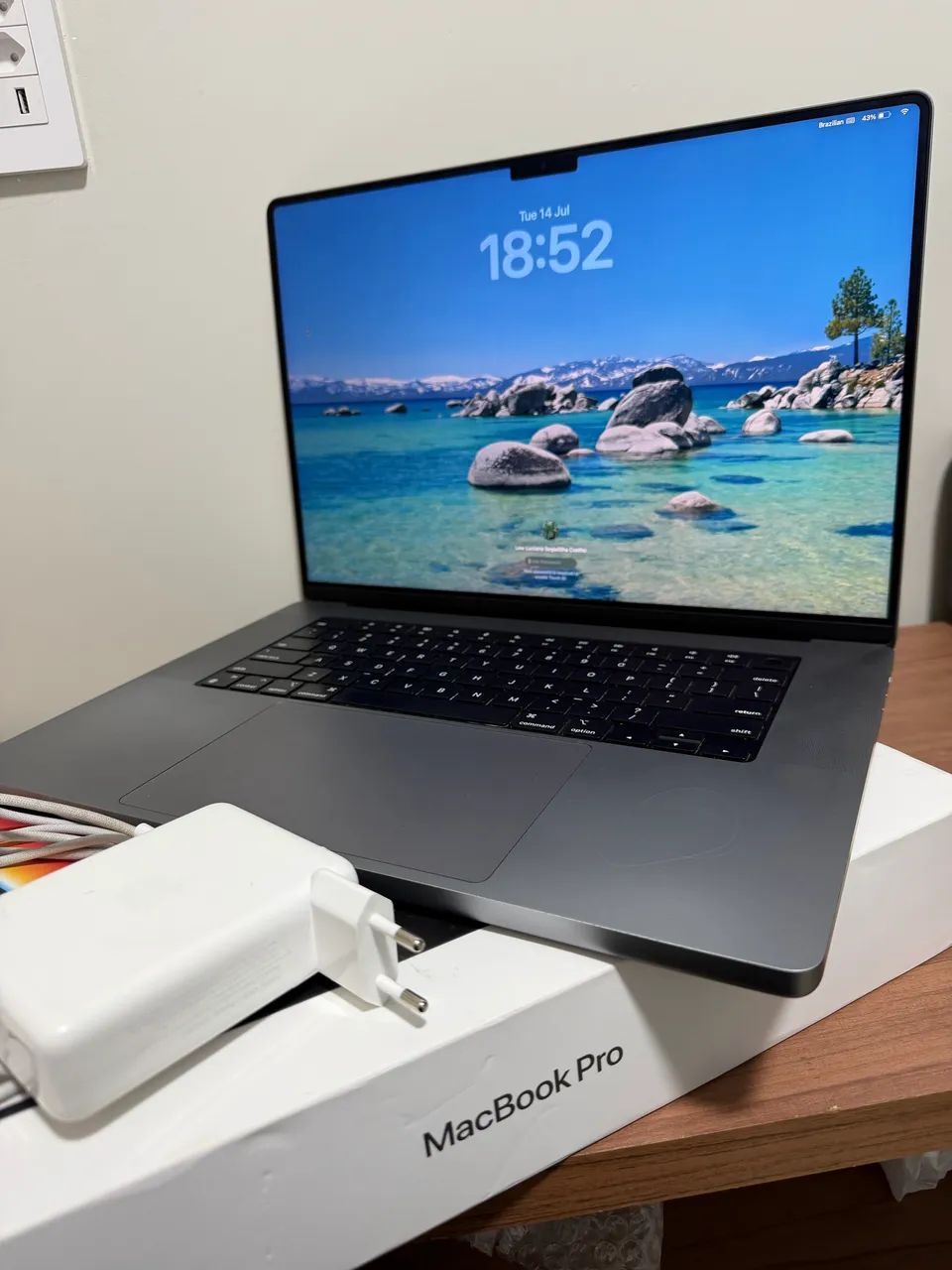 Macbook Pro 16pol 16gb Ram 512 ssd M1 Pro 2021 + Caixa - Notebooks