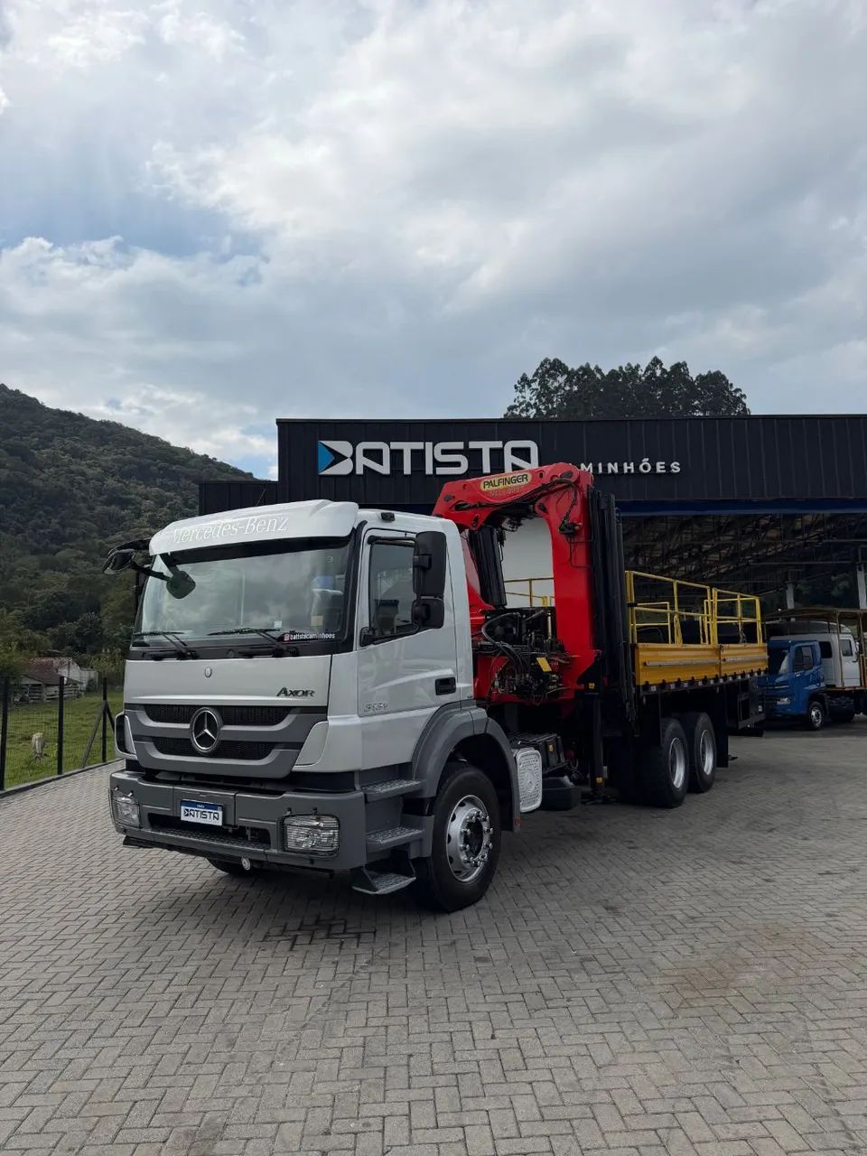 Axor 3131 6x4 2p (diesel)(E5)