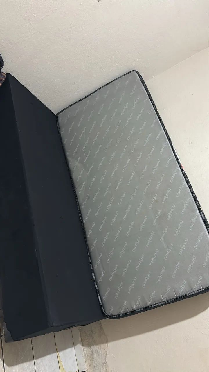Cama box, solteiro. com molhas e base. semi nova 8 meses de uso. - Foto 4