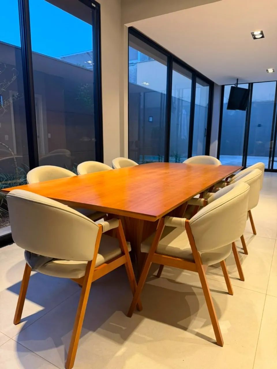 Mesa de jantar 8 lugares - Foto 4