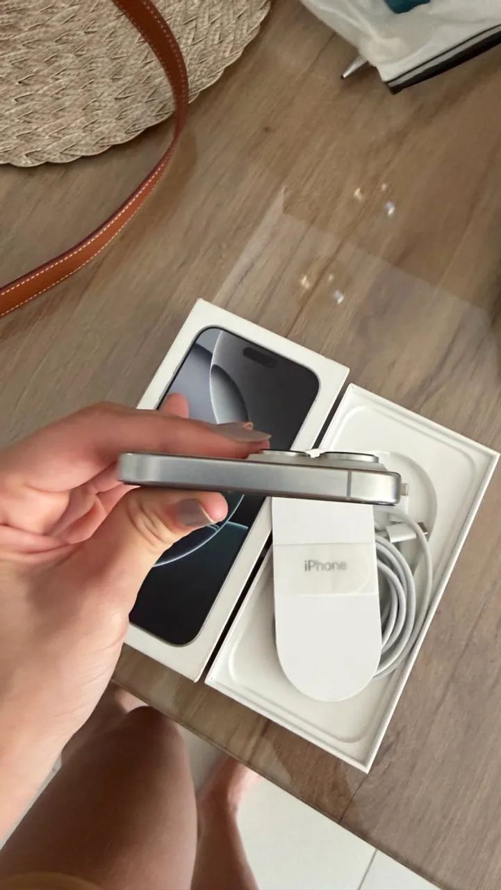 iPhone 16 pro Max 256gb - Foto 5