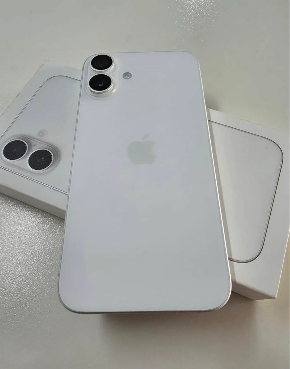iPhone 16 plus  - Foto 4