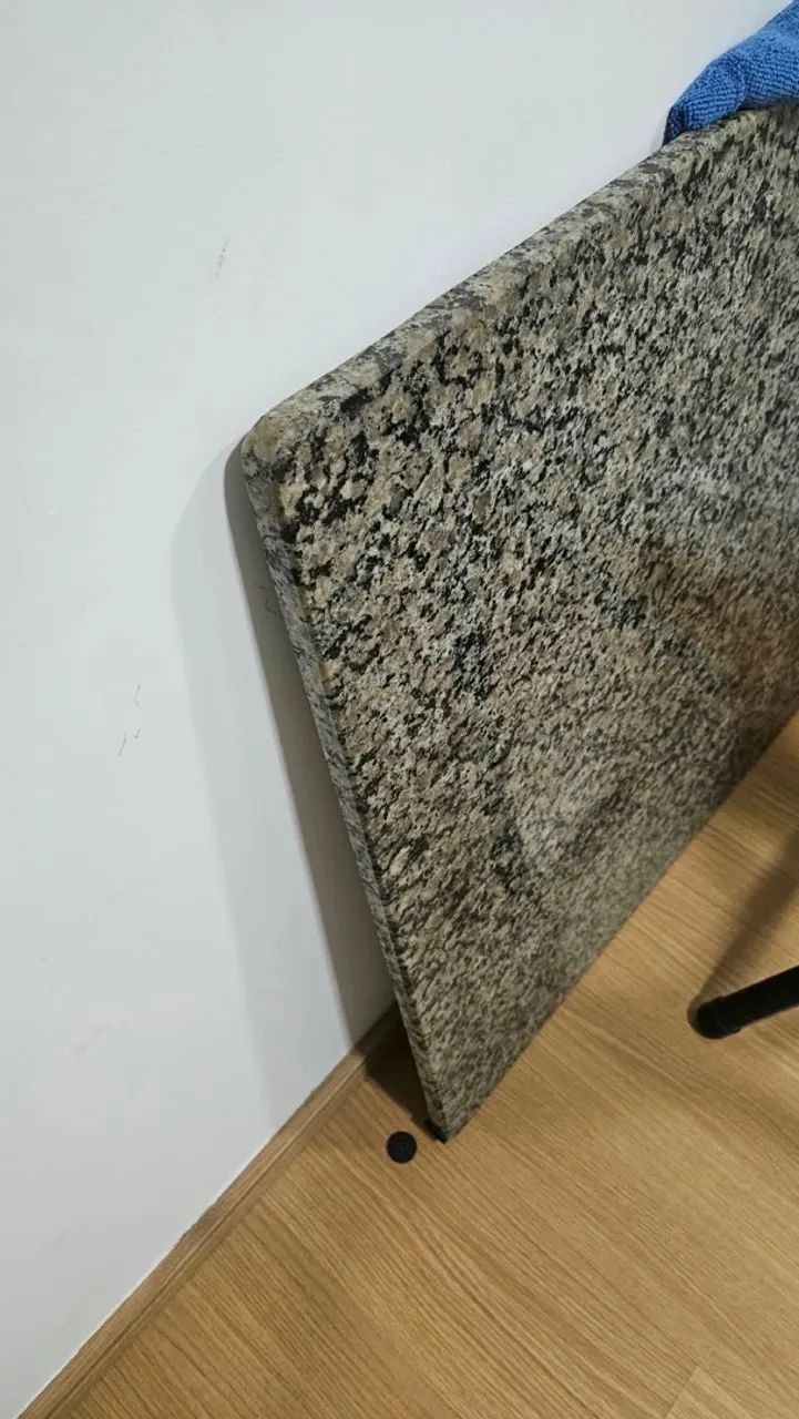 Mesa de granito 4 cadeiras  - Foto 3
