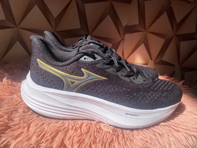 Tênis Mizuno Preto - Foto 4