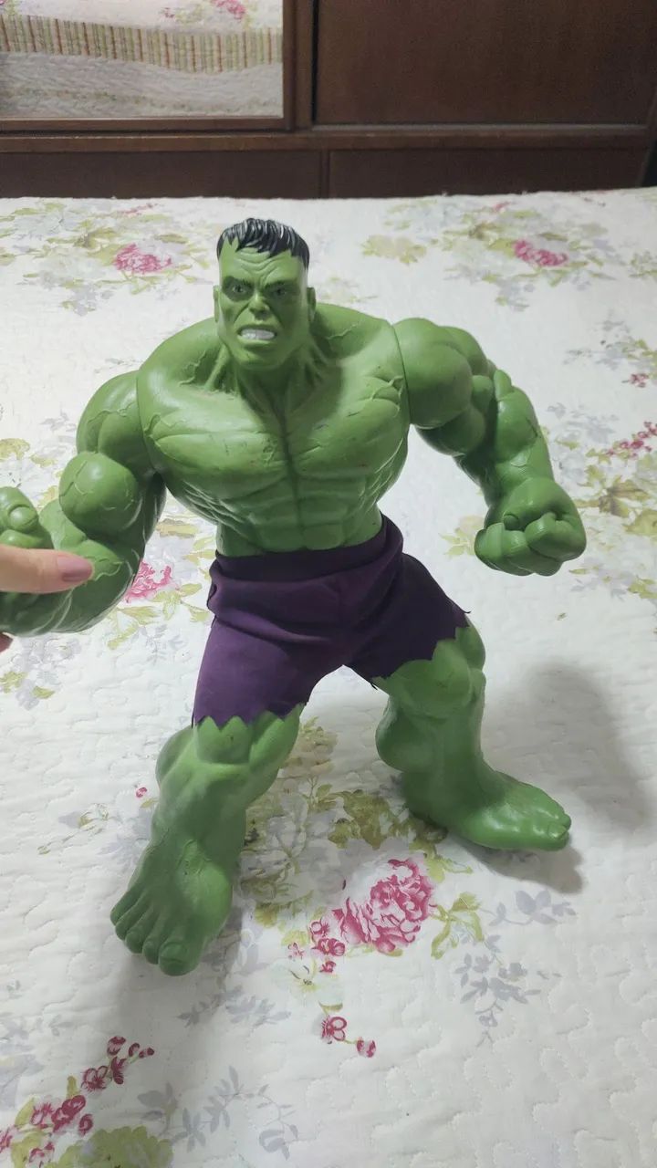Boneco hulk