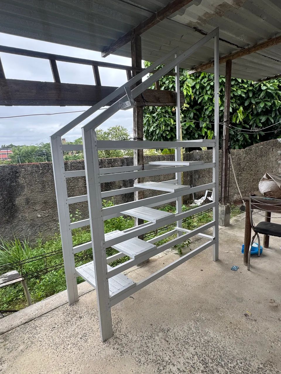Escada móvel para piscina  - Foto 2