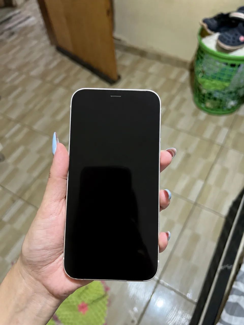 iPhone 12, Branco - Foto 2