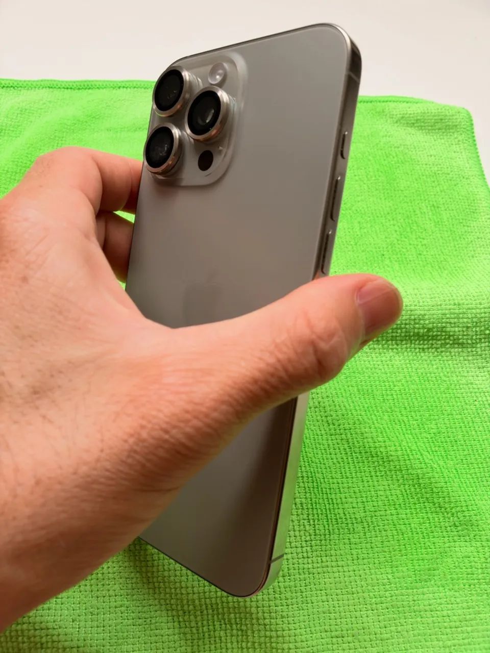 iPhone 16 Pro Max - 256Gb - Foto 2