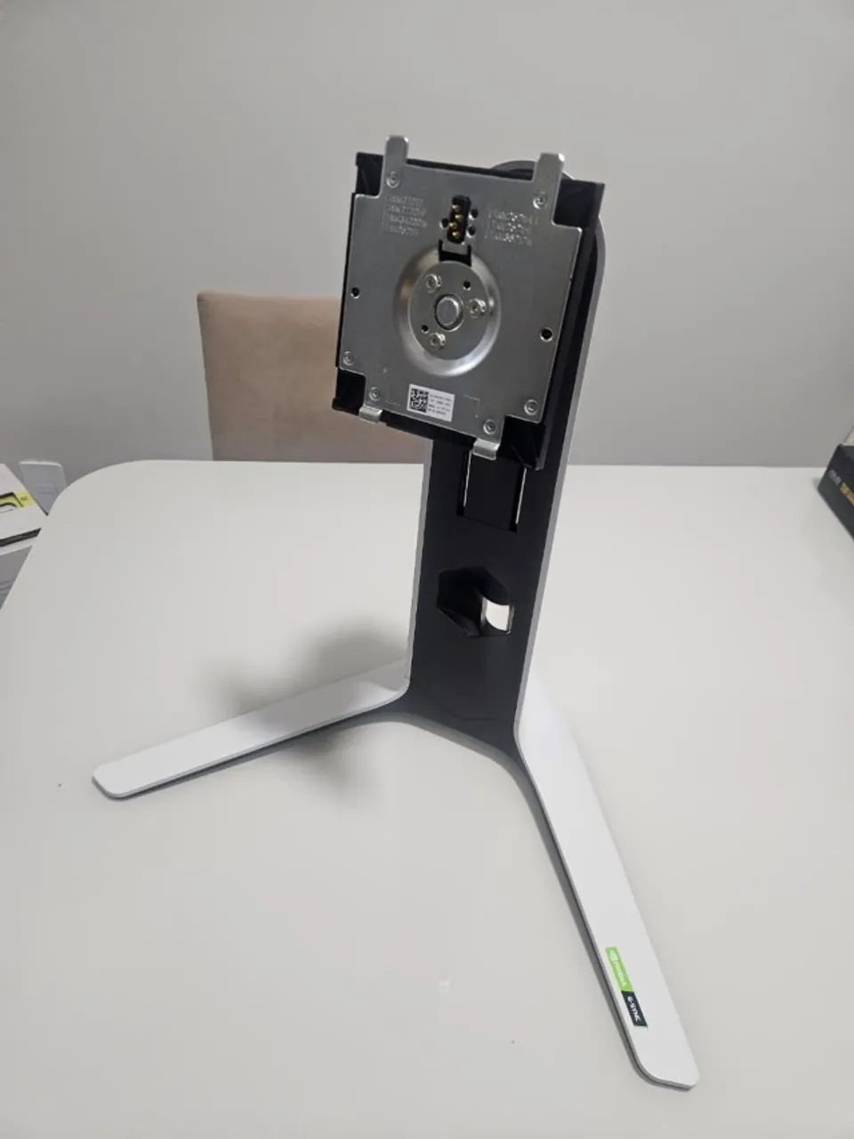Monitor Alienware AW2720HF - Foto 4