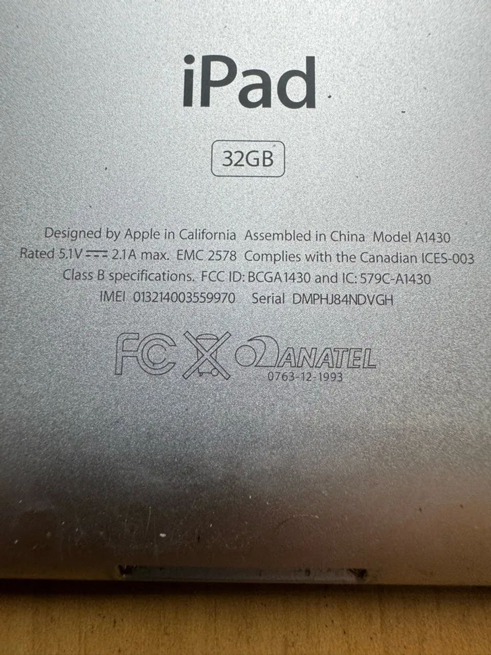iPad 3 32Gb bateria com defeito mas funcionamento Ok - Foto 2