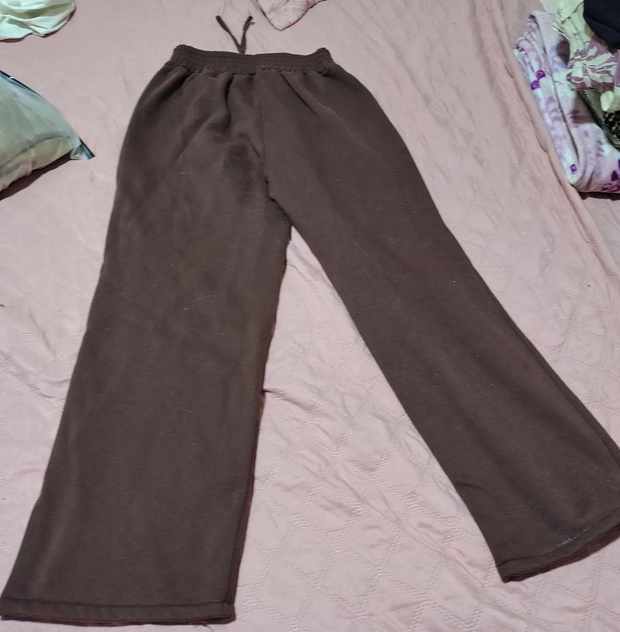 Calça de moletom marrom 