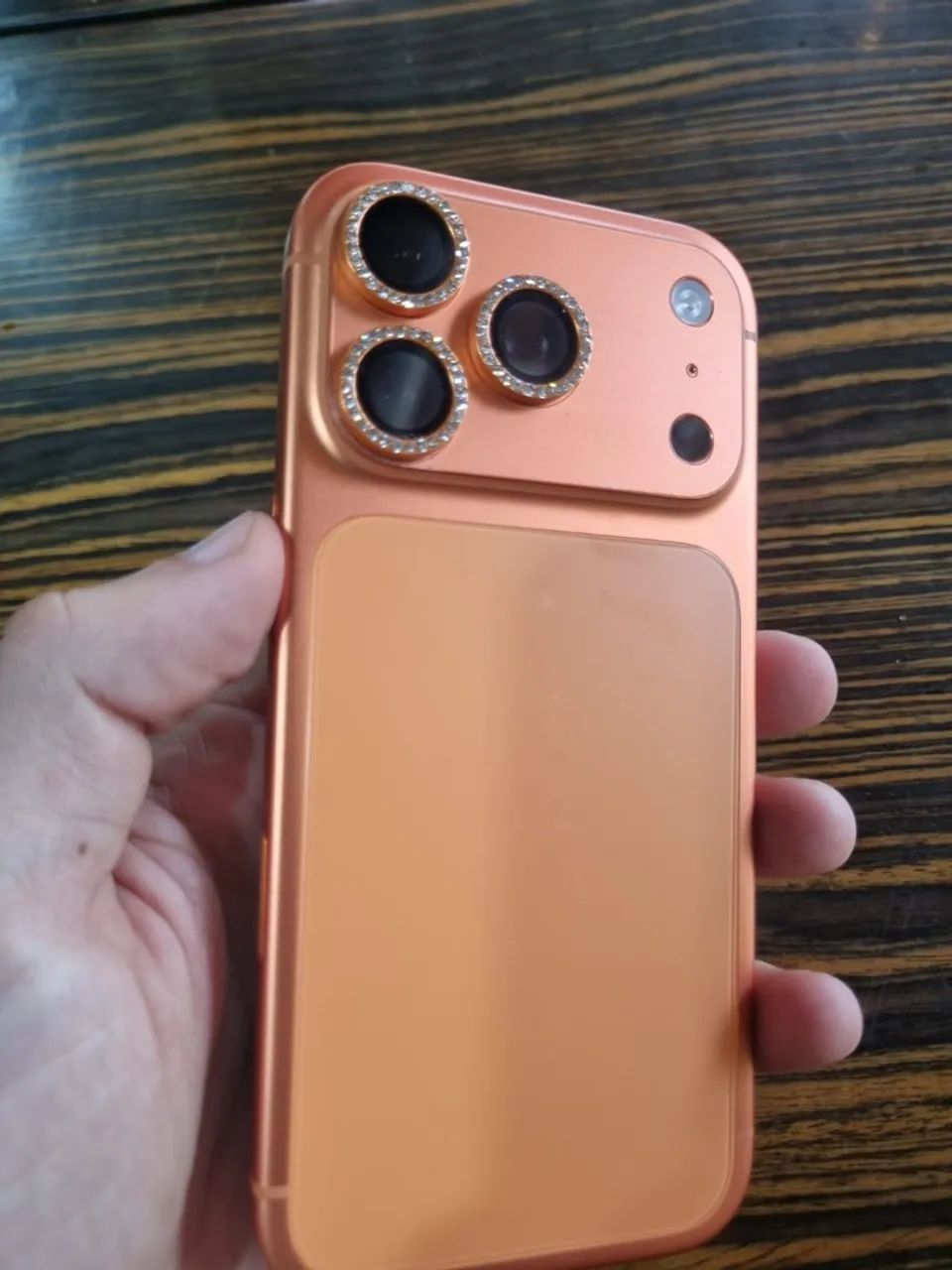 Vendo IPhone 17 pro na garantia  - Foto 5
