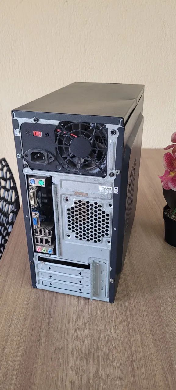 Monitor LG e gabinete  - Foto 5