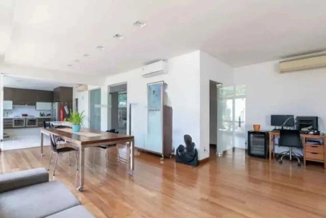 Casa de rua - Triplex / Residencial / Laranjeiras - Foto 5