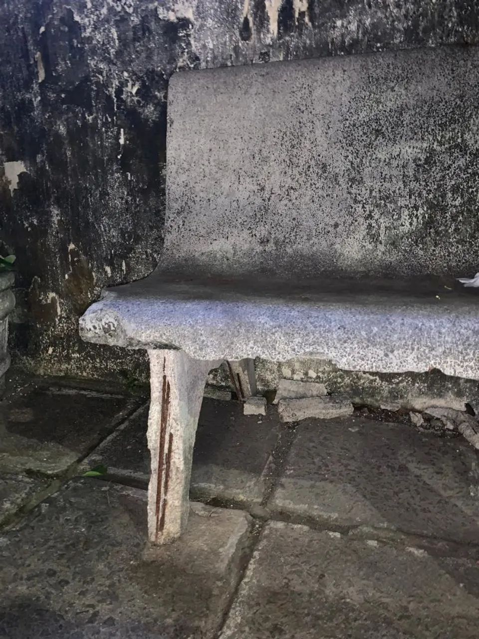 Mesa e banco de cimento para jardim/área externa (usado) - Foto 2