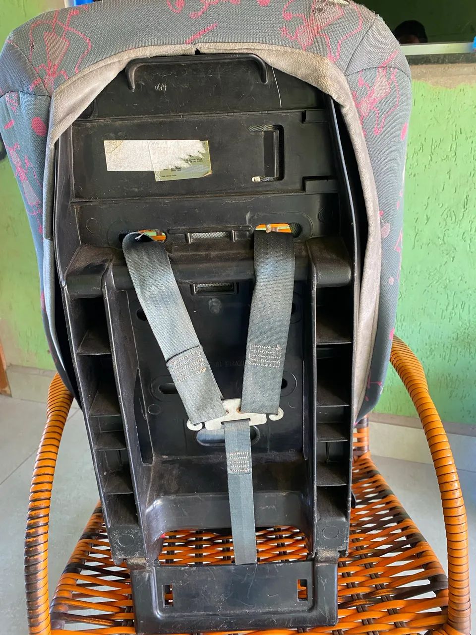 CADEIRINHA DE BEBÊ- CARRO - Foto 4