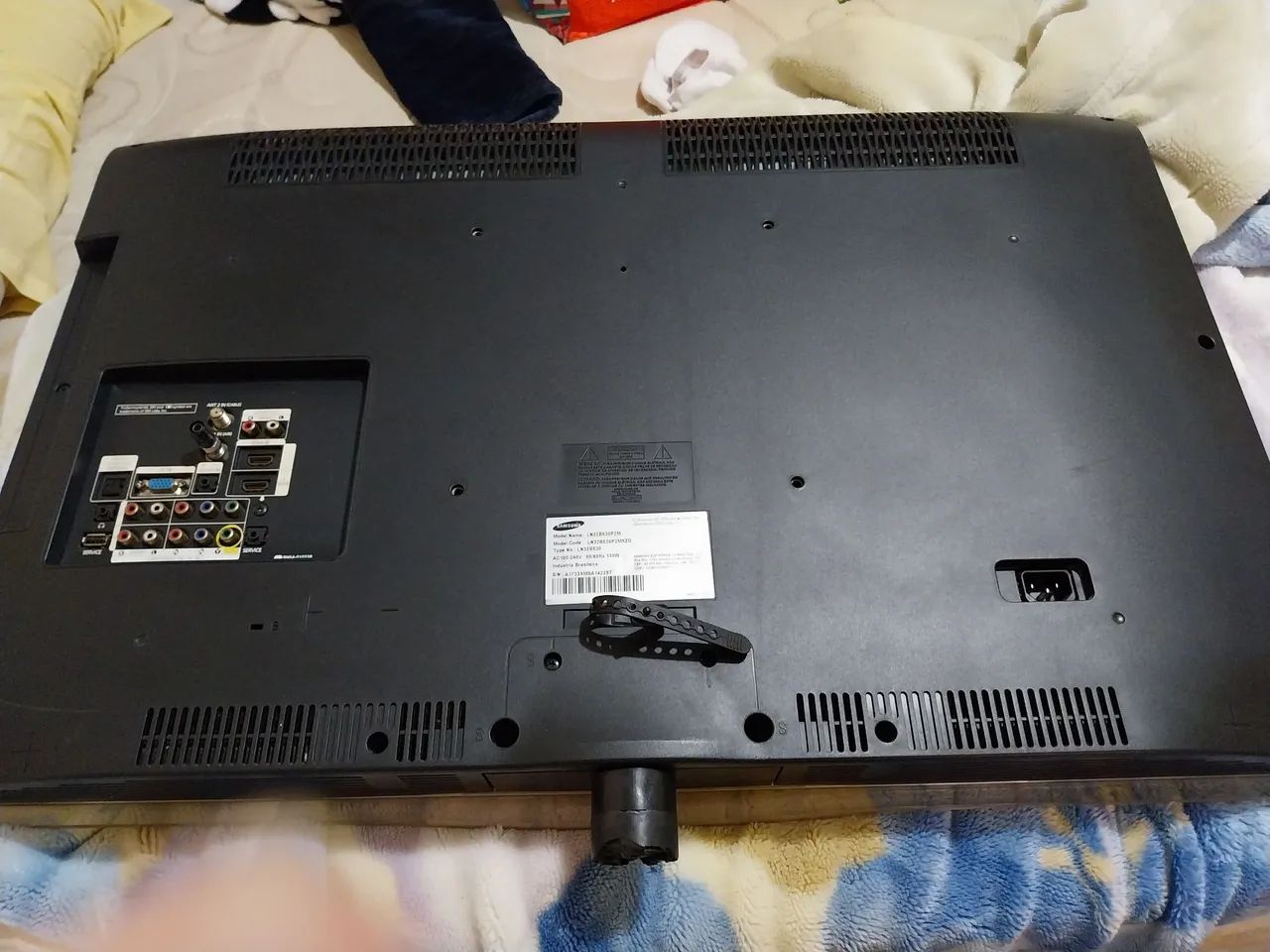 Tv Sansung 32 polegadas lcd ( suporte pedestal avariado) - Foto 4