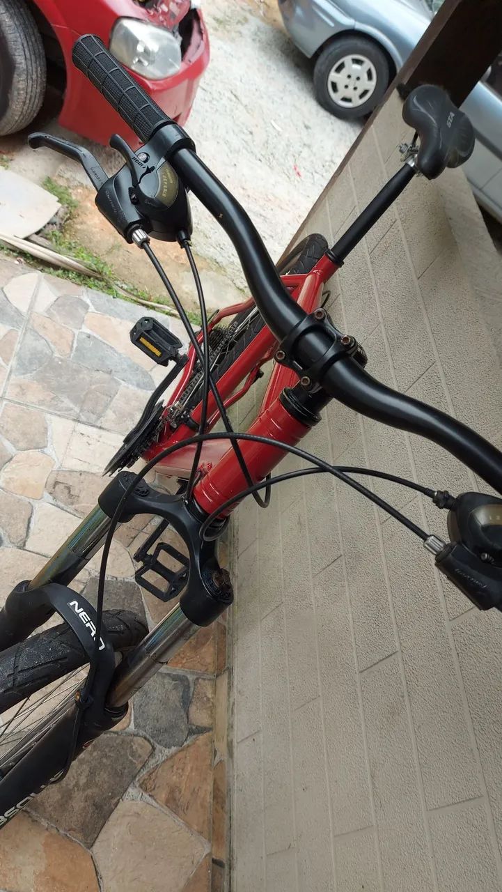 Bicicleta aro 26 pintura nova - Foto 4