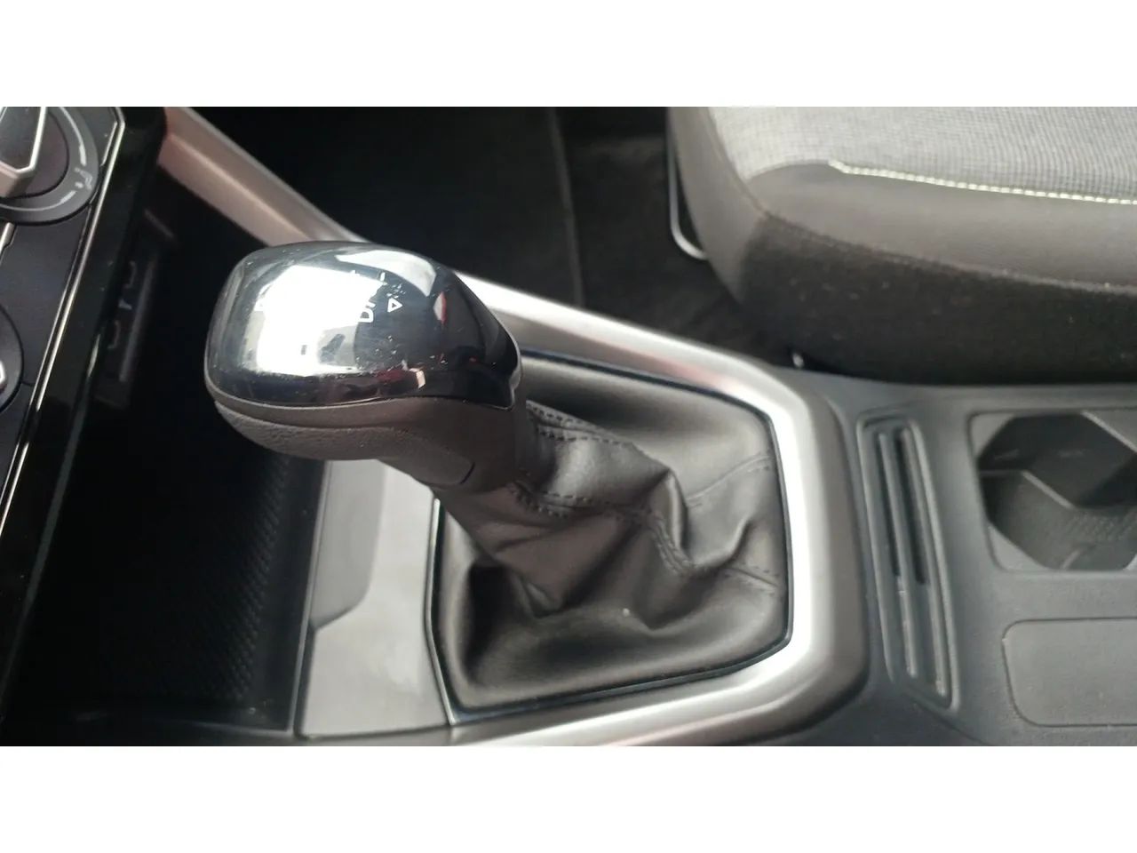 Volkswagen T-Cross Highline 1.4 TSI Flex 16V 5P AUT, foto 16 de 16
