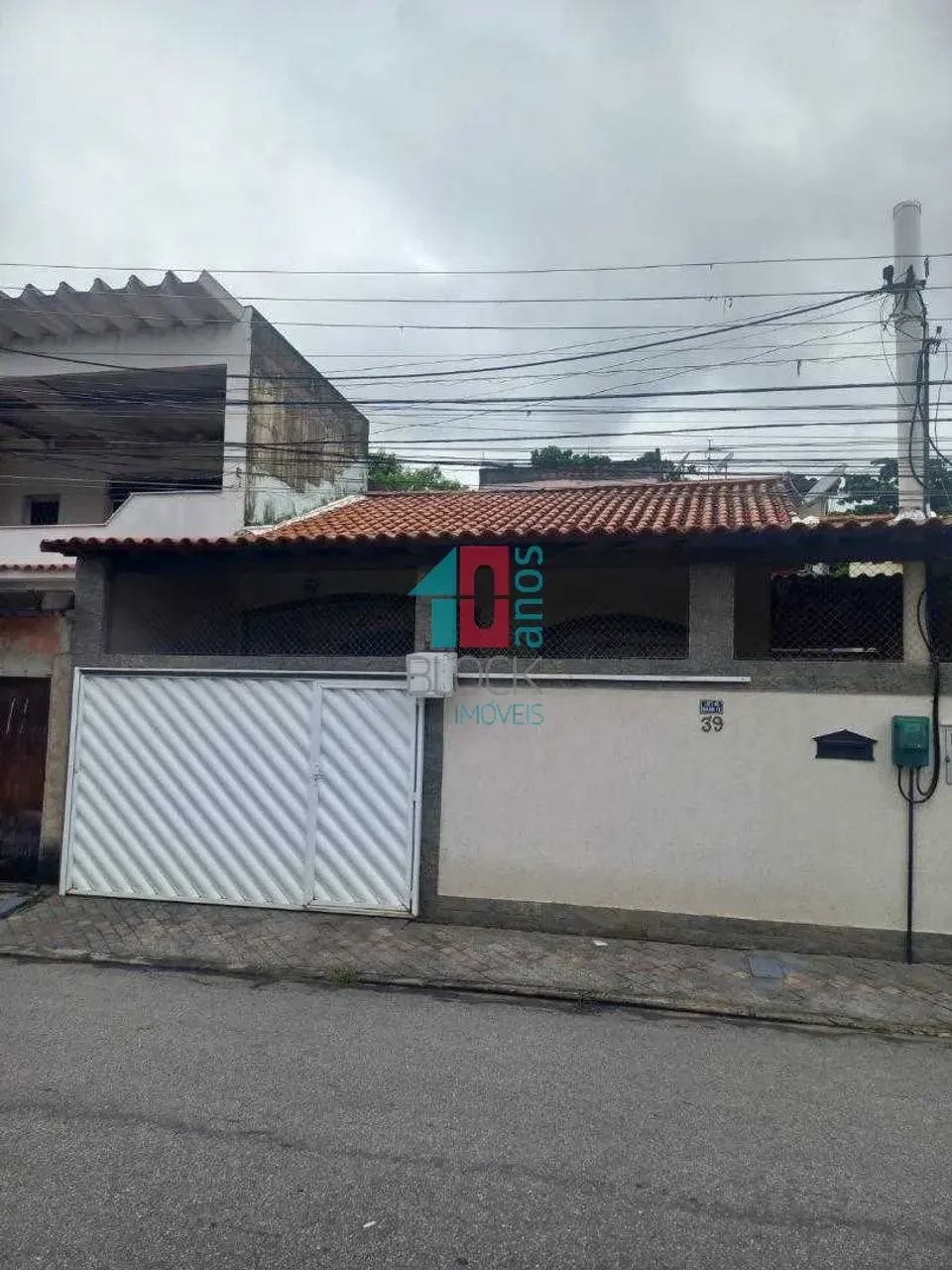 Campo Grande | Casa de Rua 3 quartos