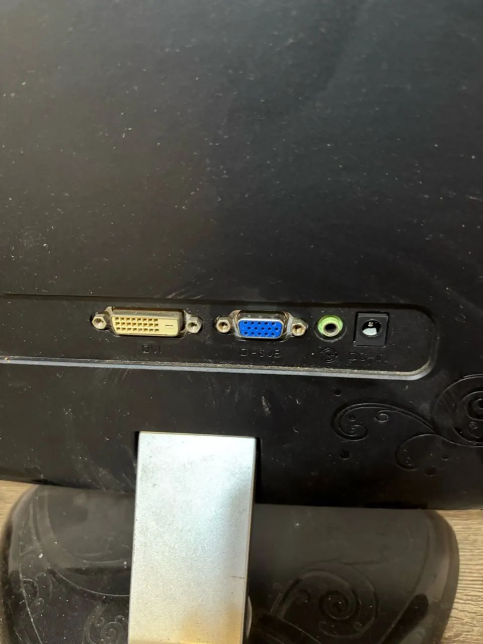 Monitor AOC Full Hd e2240Vwa - Foto 4