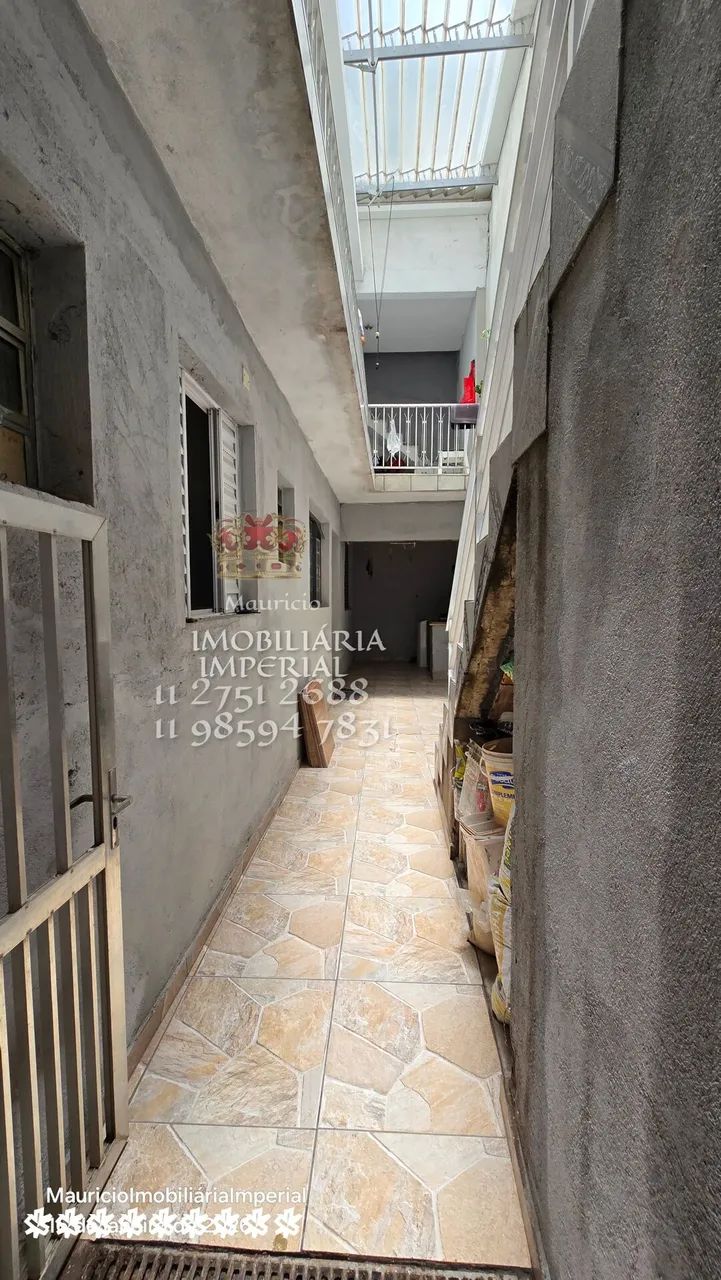 Sobrado com 3 casas, garagem e salão comercial - Foto 4