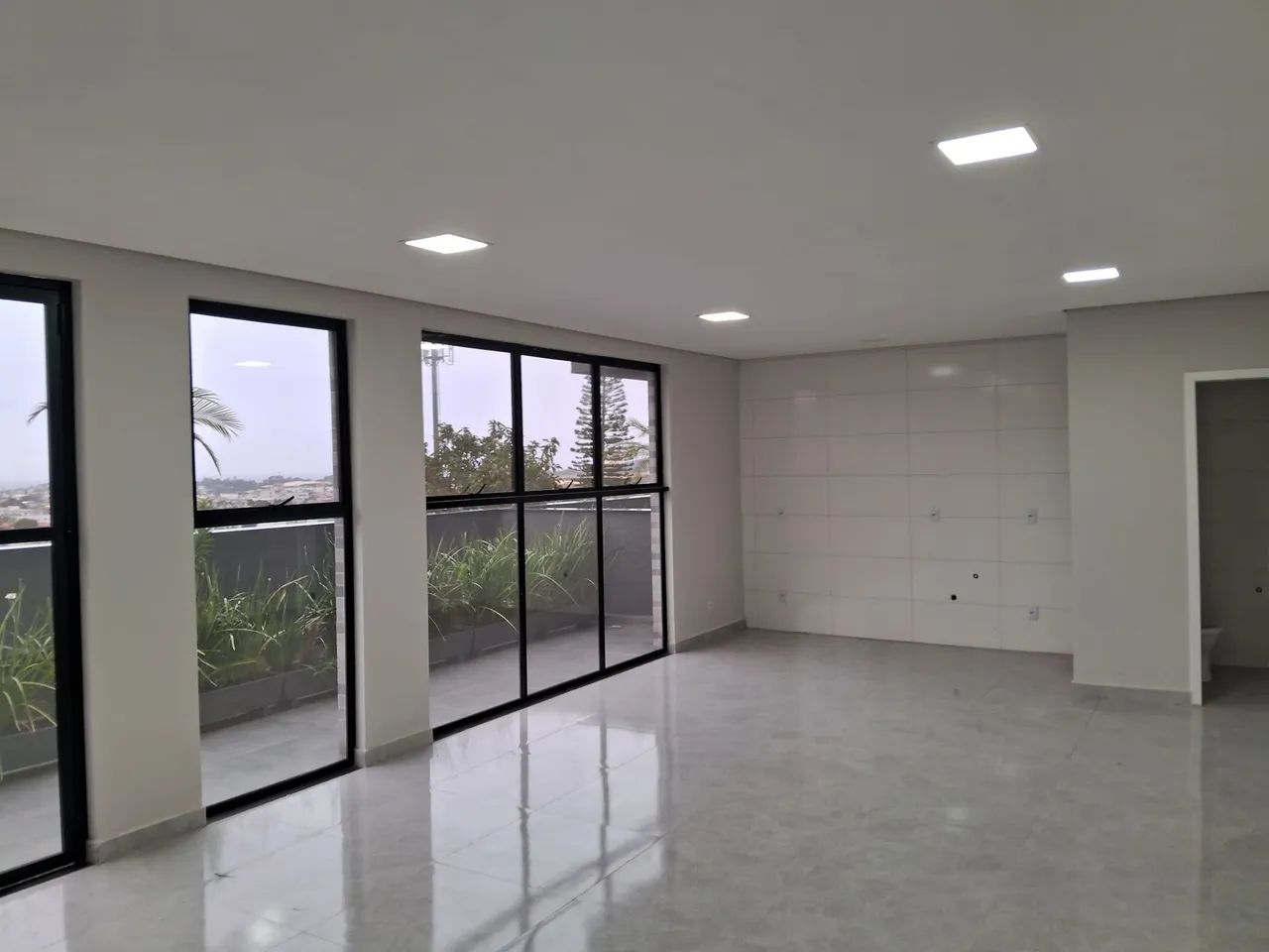 Sala Comercial Locação - Ingleses do Rio Vermelho - Foto 3