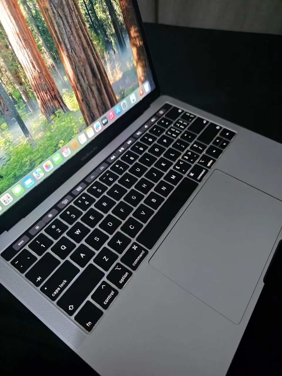 MacBook Pro 13インチ 2019 メモリ16GB/512GB Amazon | 【整備済み品】 Apple MacBook Pro 2019, Thunderbolt(USB-C