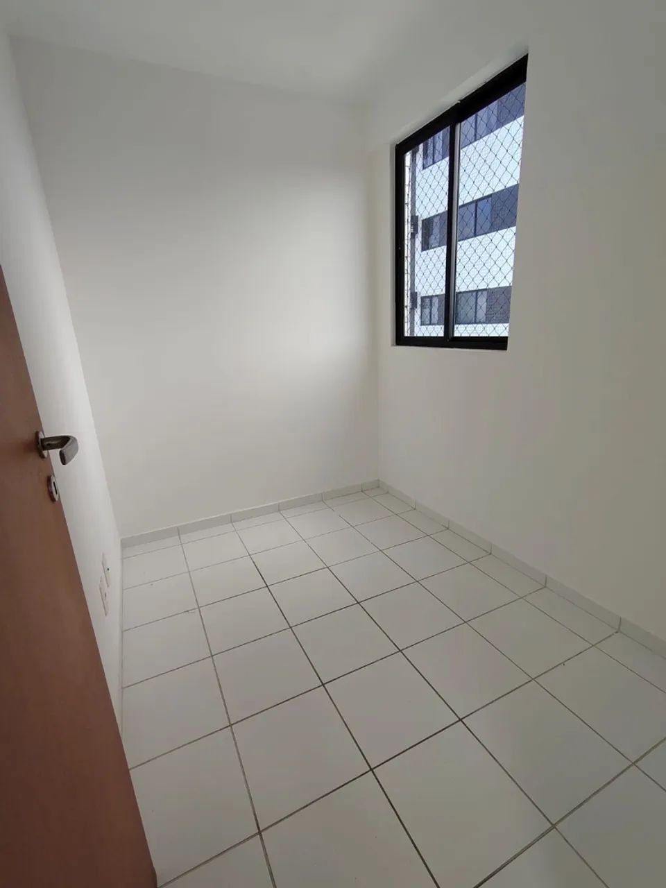 Alugo apto com 97m, 3/4 +dependência - Foto 5