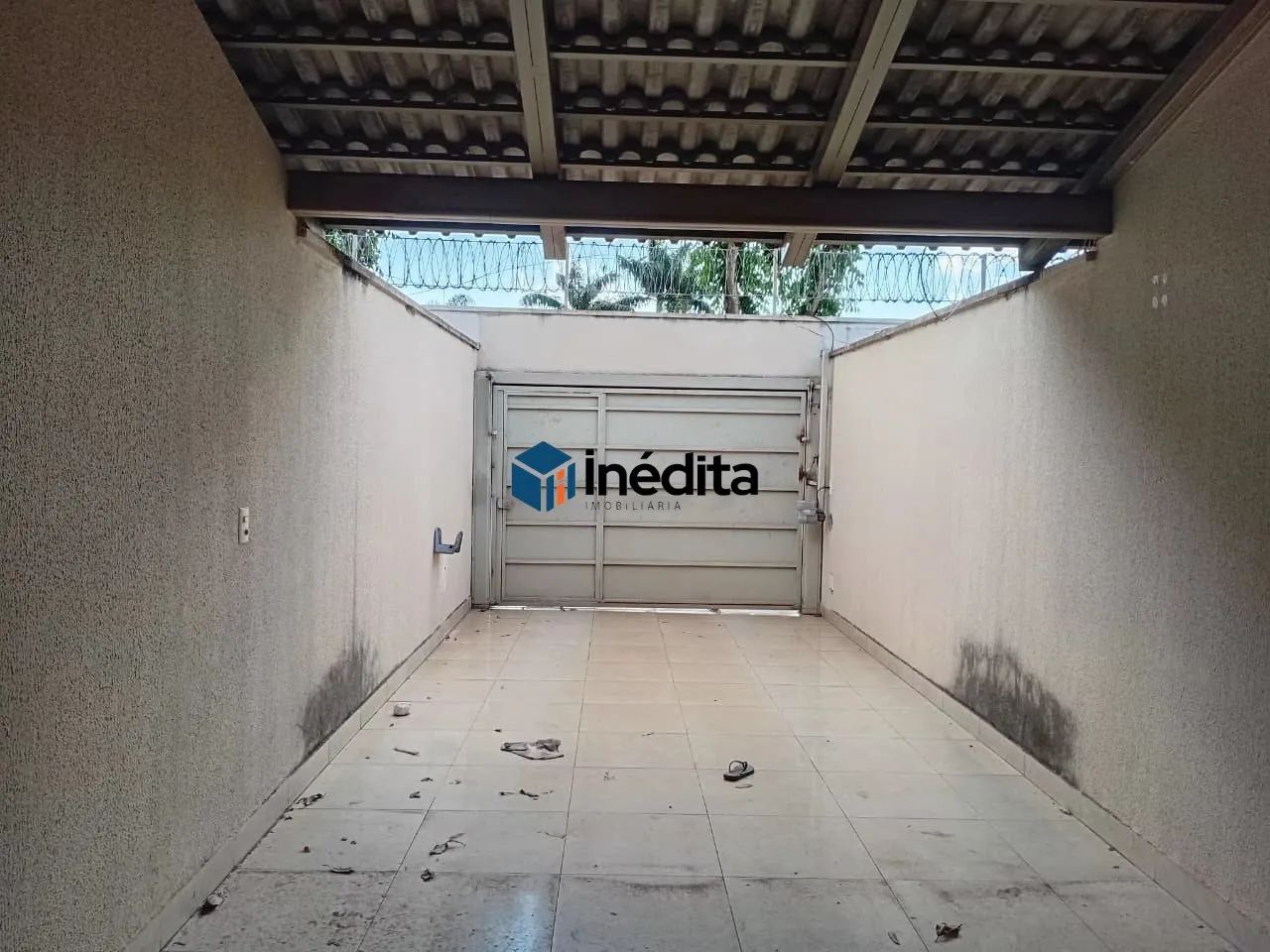 Sobrado com Suíte, Garagem Coberta e Excelente Iluminação - R$ 2.000 - Foto 4